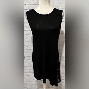 Logo layers by Lori Goldstein Asymmetrical Blacktop With Lace Size Medium